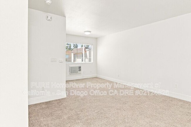 Building Photo - 1160 E Lexington Ave