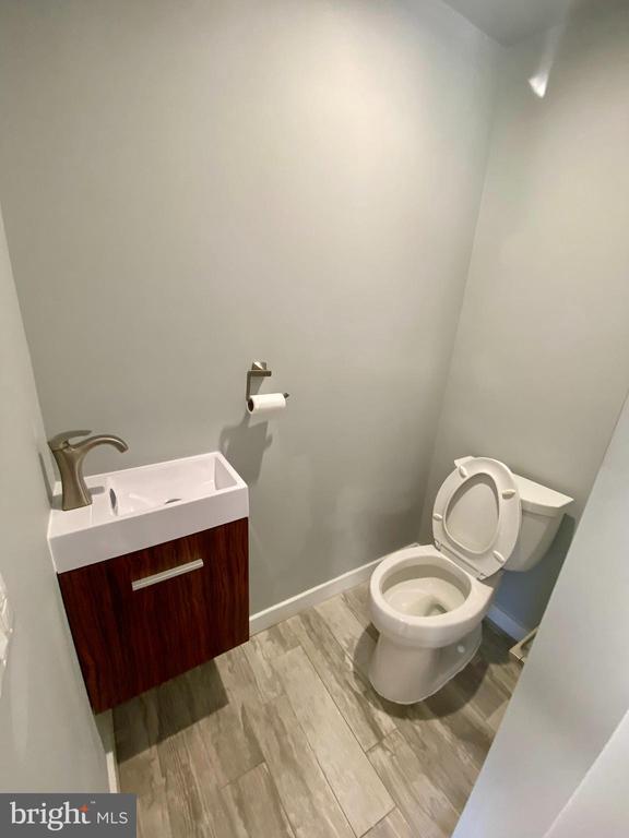 Building Photo - 112 England Run Ln