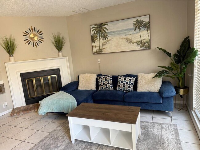 Building Photo - 11316 Grandville Dr