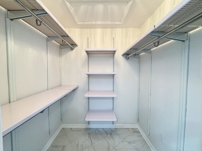 Building Photo - 8442 Eldridge Rd