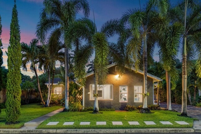 Building Photo - 1911 Parker Ave