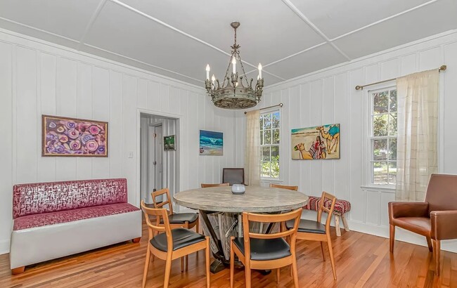 Dining Room - 509 5th Ave N