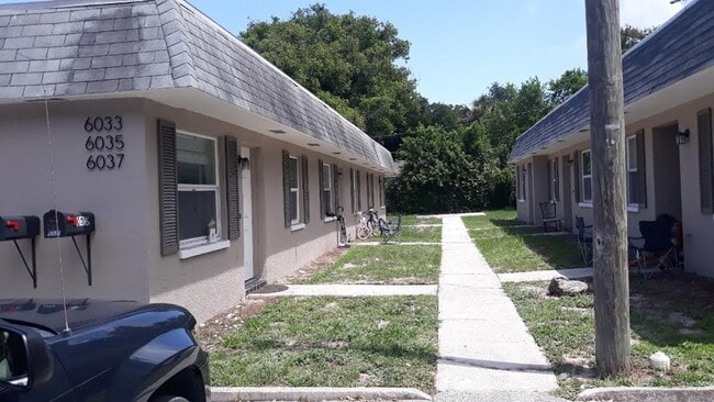Building Photo - 6039-6043 Arthur Avenue