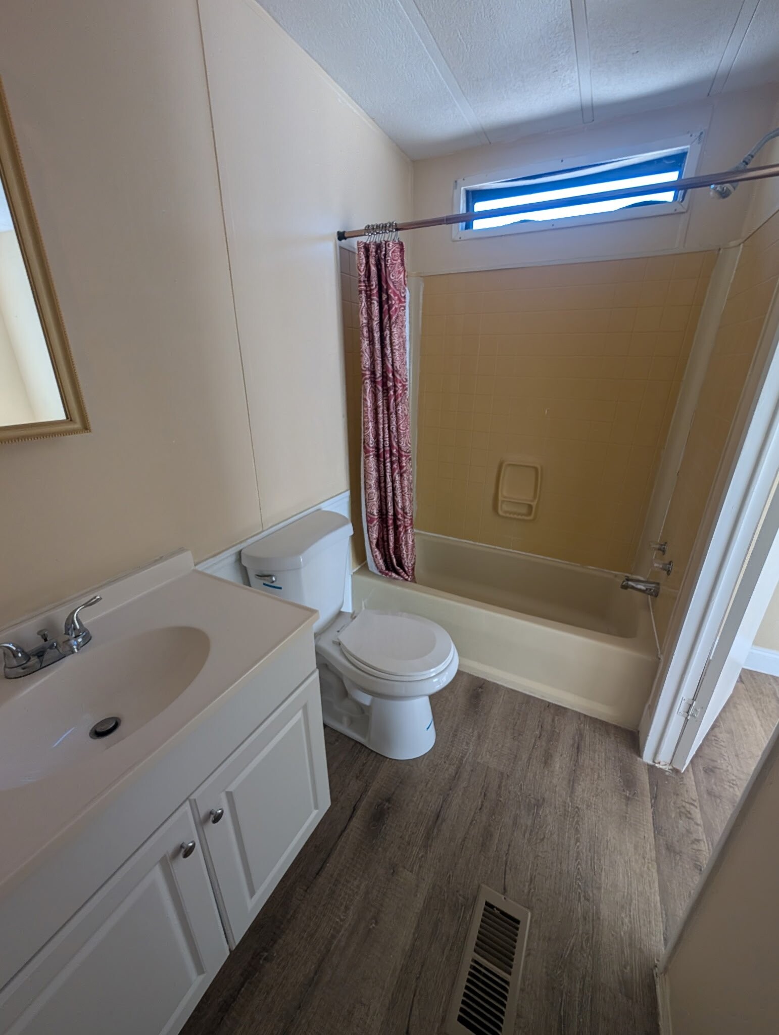 Building Photo - 3276 Mt Tabor Rd