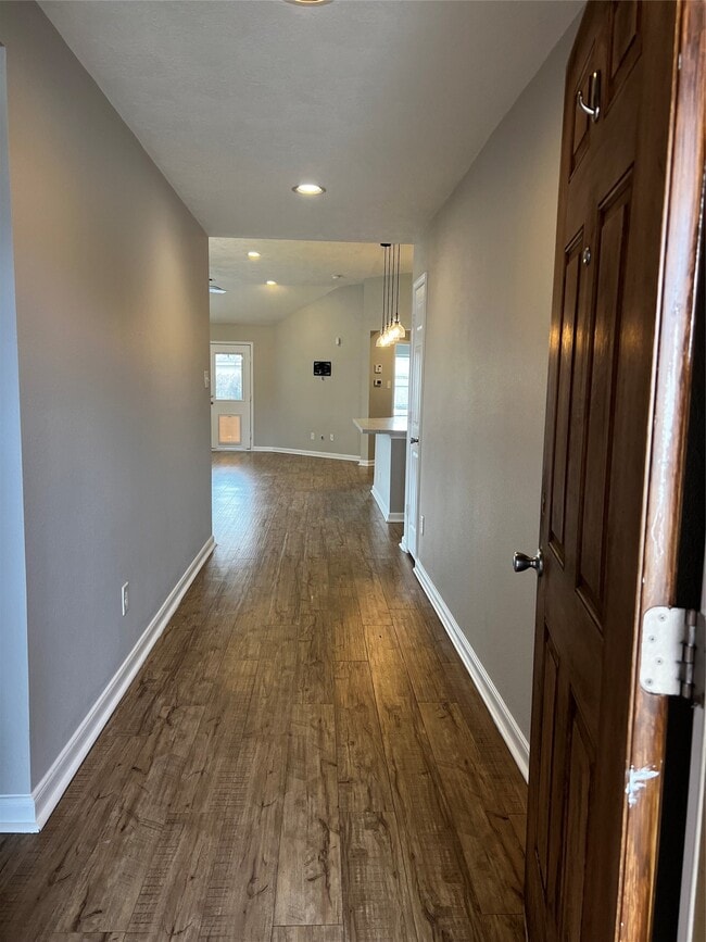 Building Photo - 6702 Path Way Ct