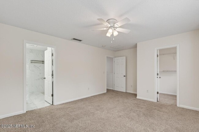 Building Photo - 411 Walnut Dr