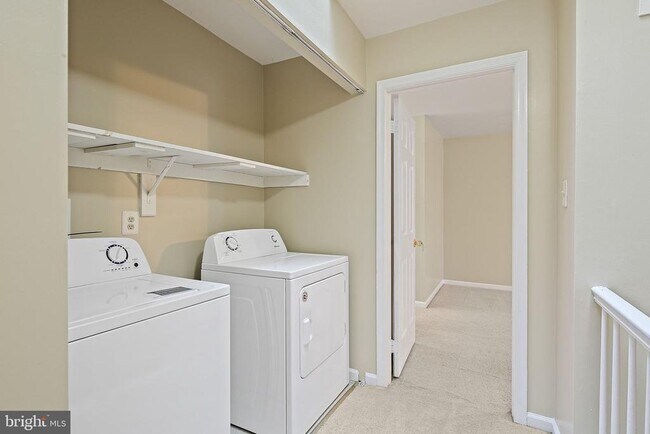 Building Photo - 20657 Anndyke Way