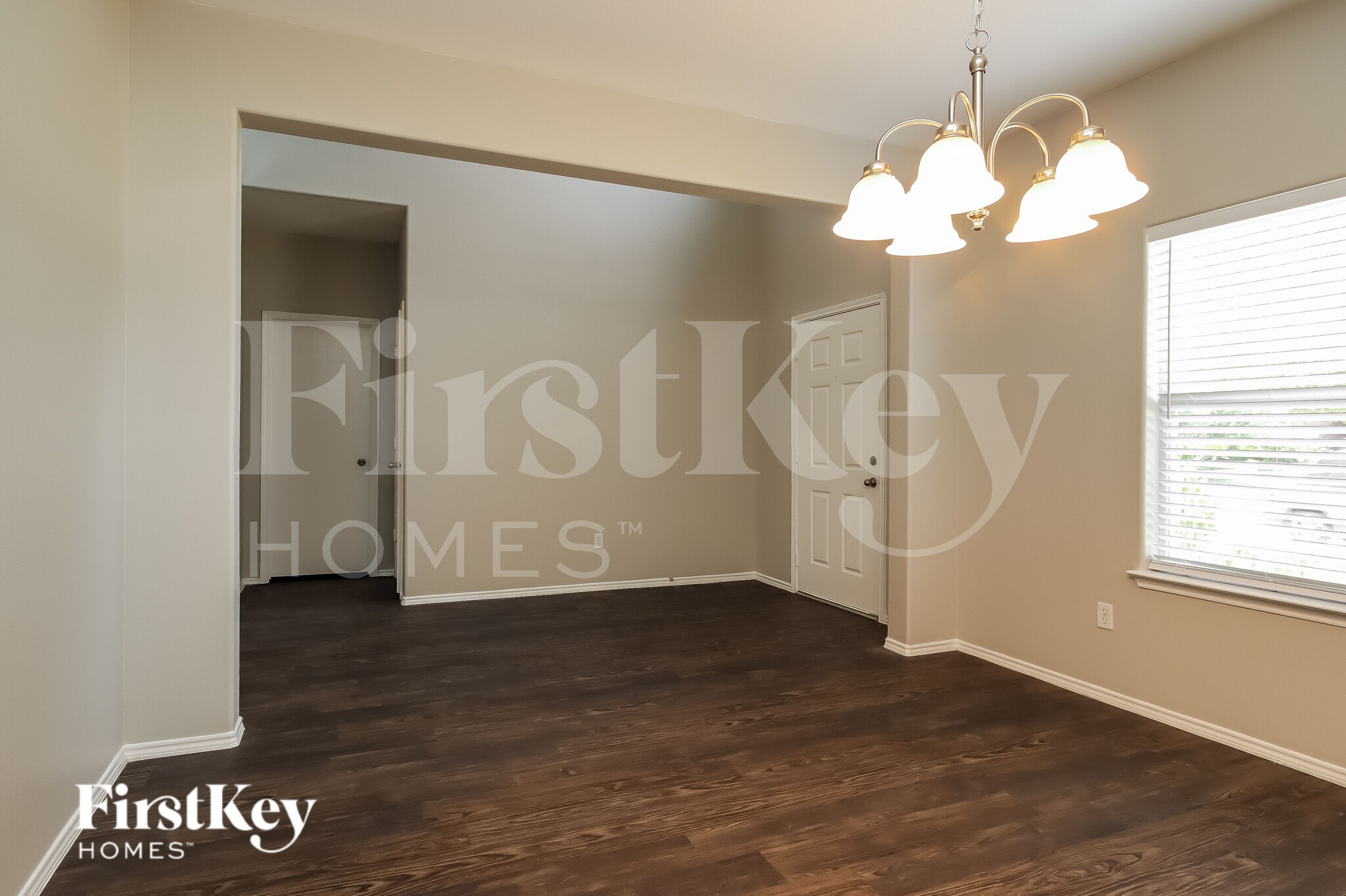 Building Photo - 8610 Sunny Gallop Dr