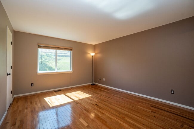 Building Photo - 18324 W 58th Pl