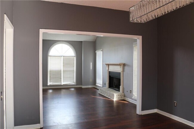 Building Photo - 1251 Green Oak Cir NW