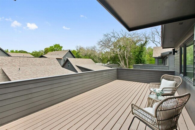 Building Photo - 4429 Gillis St