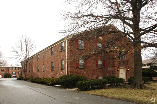 Primary Photo - Grandview Apartments