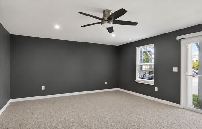 Building Photo - 459 Westport St