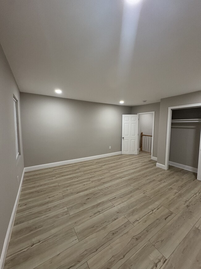 Building Photo - 2229 N Hancock St