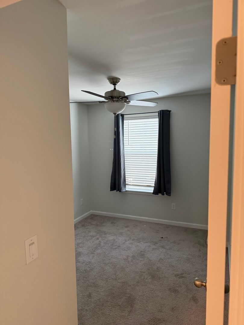 Building Photo - 4706 Palm View Cir