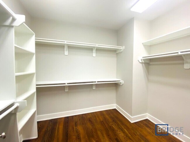 Building Photo - 2202 Arabelle St