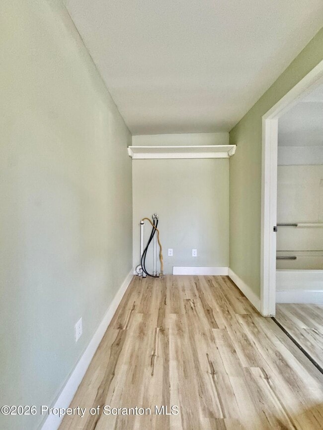 Building Photo - 1746 Bloom Ave