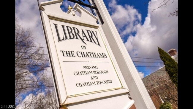 Building Photo - 500 Main St