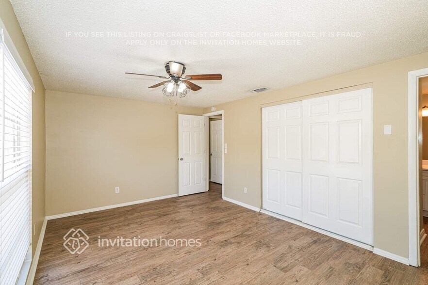 Building Photo - 6405 Regatta Ct