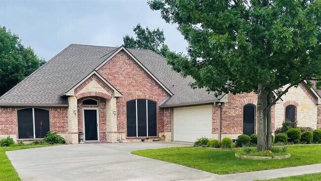 Building Photo - 3815 Sumner Ct