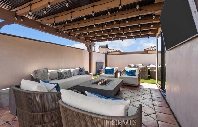 Building Photo - 201 N Reese Pl