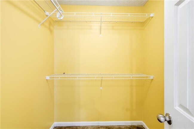 Building Photo - 796 Rock Ln