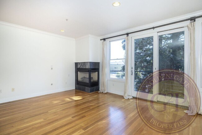 Building Photo - Noe Valley - 4 BR, 3 BA Condo 2,326 Sq. Ft...