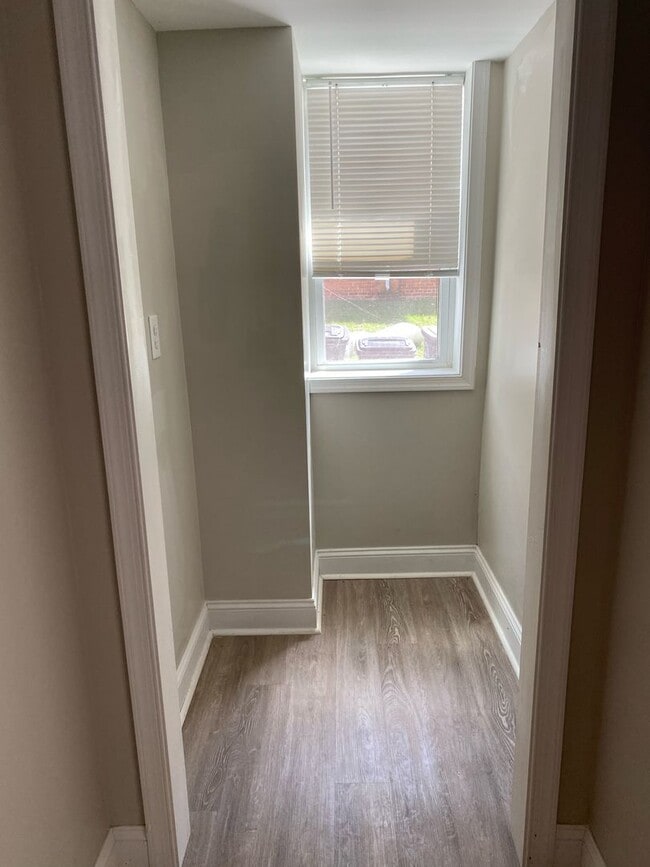 Building Photo - 2209 Rivermont Ave