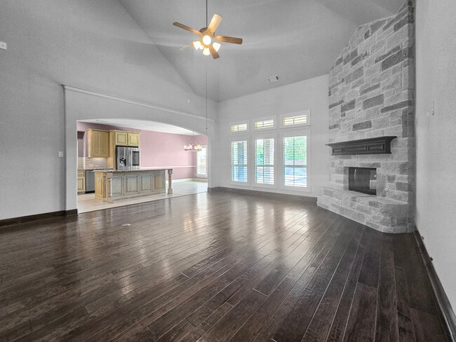 Building Photo - Immaculate 4-Bedroom Home with Luxury Upgr...