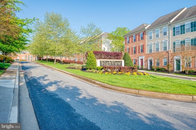 Building Photo - 557 Rhapsody Ct