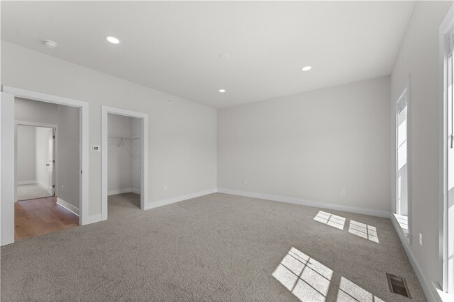 Building Photo - 206 Oliver Wy