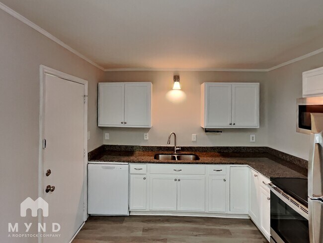 Building Photo - 730 Dunbrook Ln