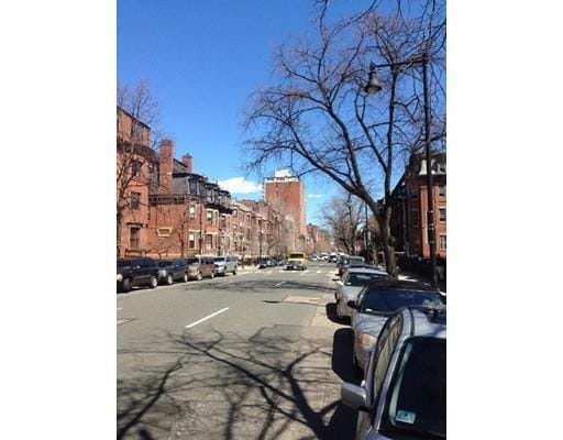 Building Photo - 411 Beacon St