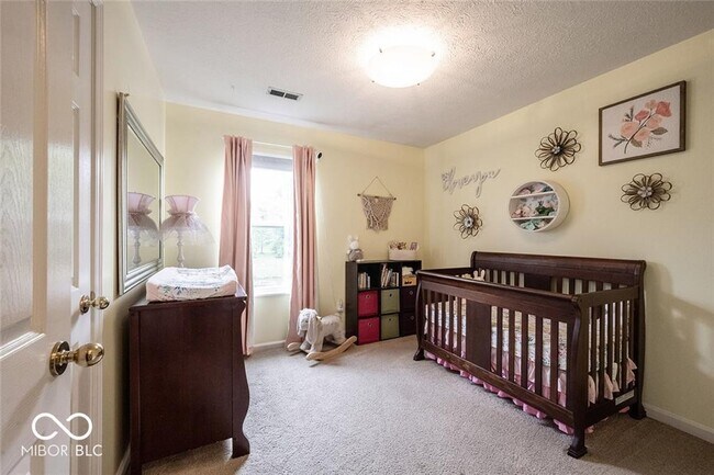 Building Photo - 9960 S Redmond Ct