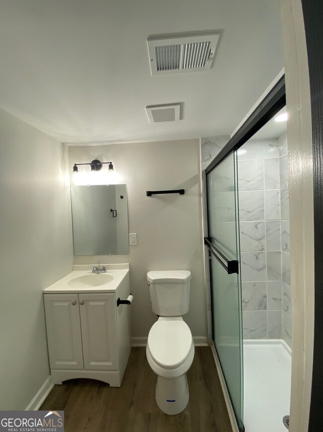 Building Photo - 901 Pacific Ave