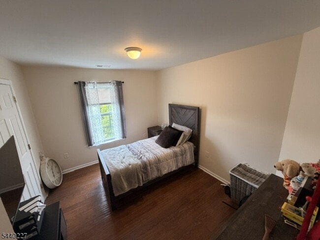 Building Photo - 310 Winding Hill Dr