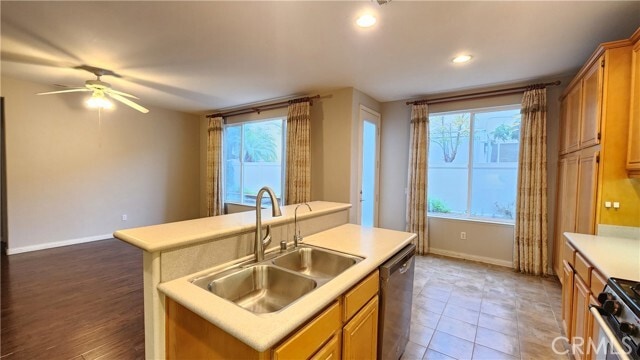 Building Photo - 1322 Jacaranda Cir