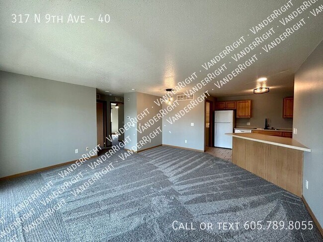 Building Photo - 317 9th Ave
