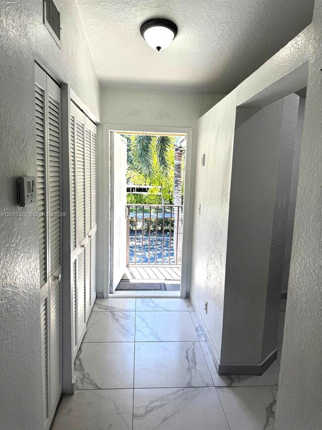 Building Photo - 3656 NW 91st Ln