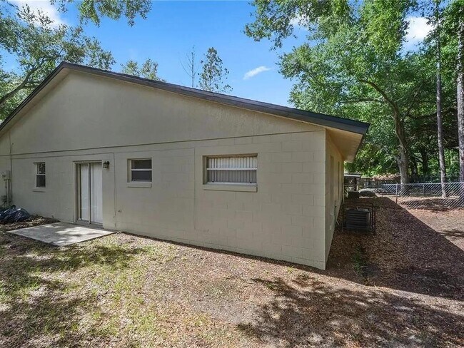 Building Photo - 1600 Cimarron Hills Dr