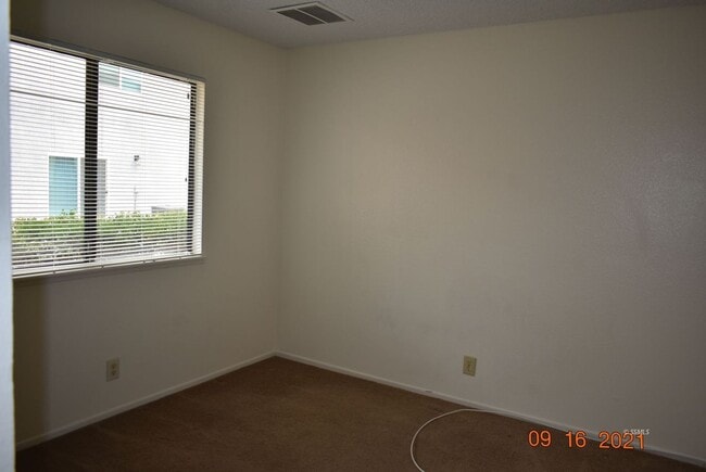 Building Photo - ERW1605