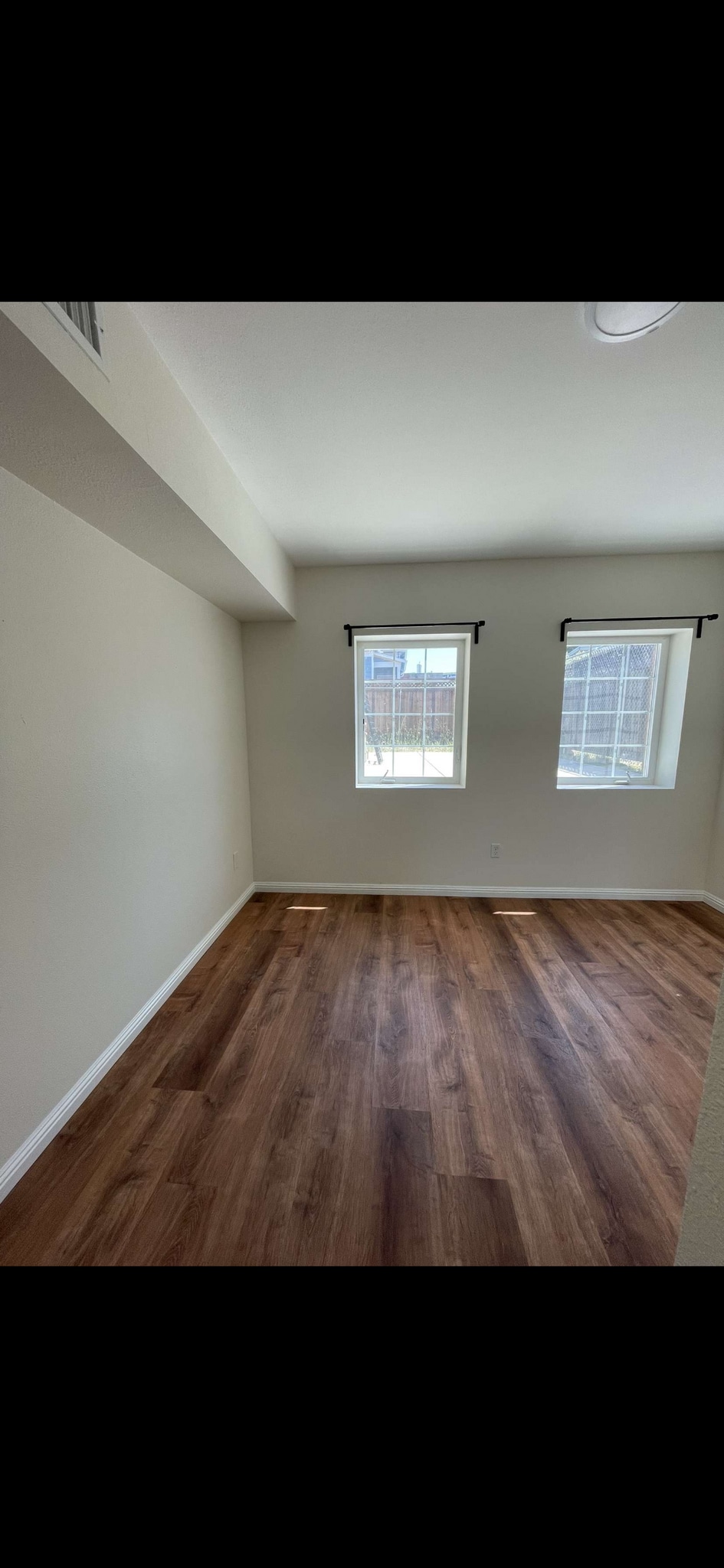 Building Photo - 675 25th St