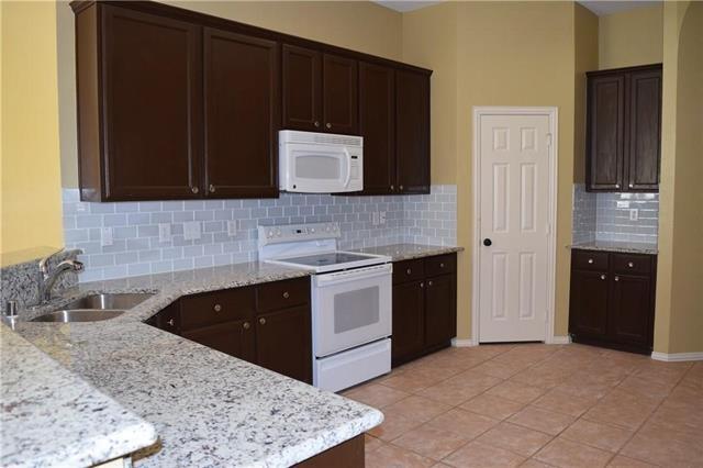 Building Photo - 3811 Rose Ct