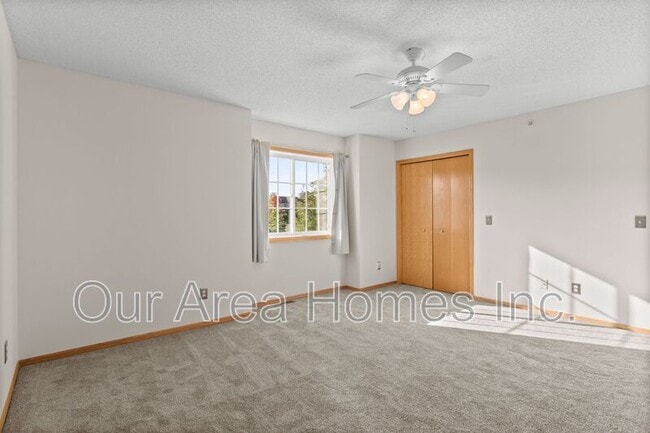 Building Photo - 5646 100th Ln N