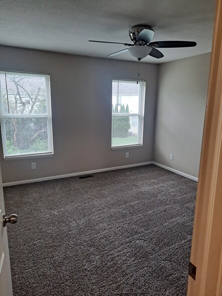 Master Bedroom - 1218 Green Dr