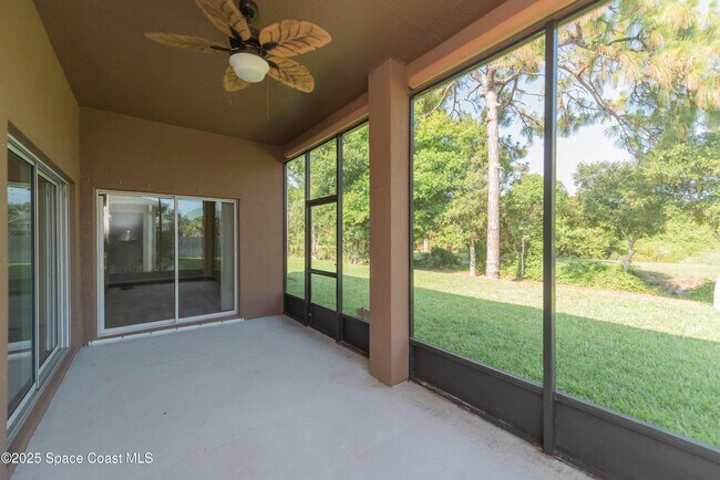 Building Photo - 3136 Constellation Dr