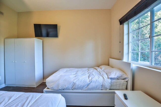 Building Photo - Move In for Just $1,000 – Open House Sunday, May 31 | 12PM–3PM