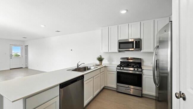Building Photo - 764 Horsetail Ln