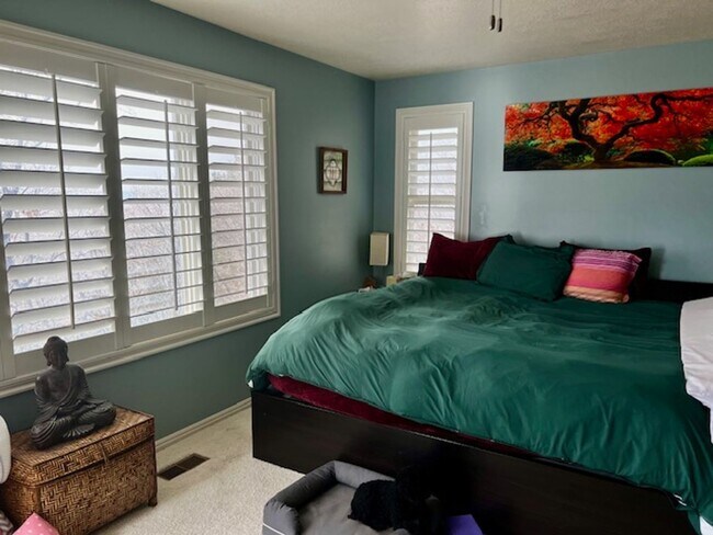 Building Photo - 4045 Beus Dr
