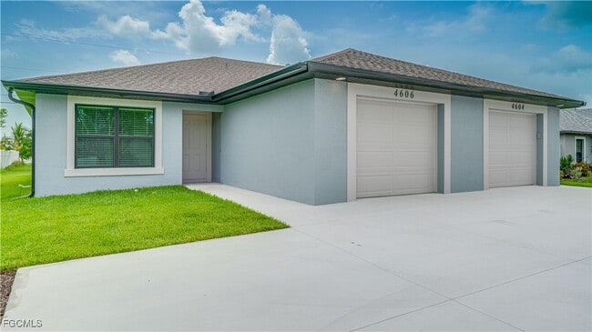 Building Photo - 4604 SW 8th Ct